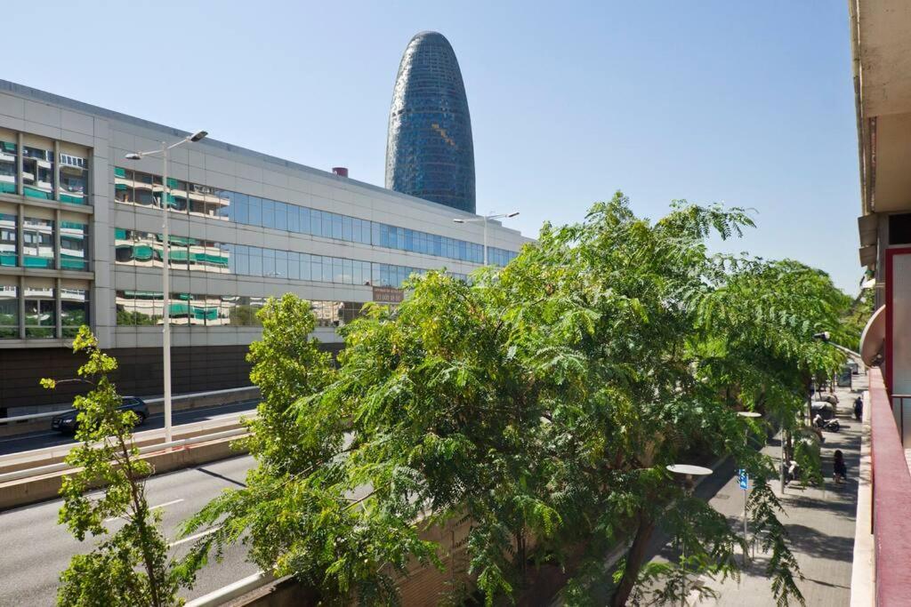 Glorias:Sagrada Familia 15 Minutos - Playa 20 Minutos Apartamento Barcelona Exterior foto